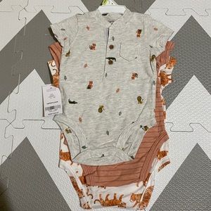NWT Carter’s 3-Pack Bodysuit Set
